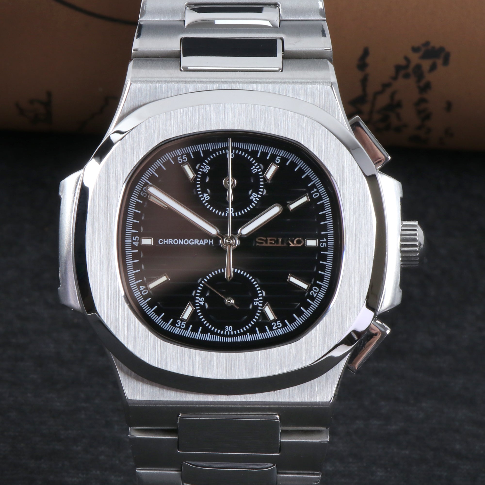 Custom Vintage Black Seiko meca-quartz Mod Watch – ZJani Mods