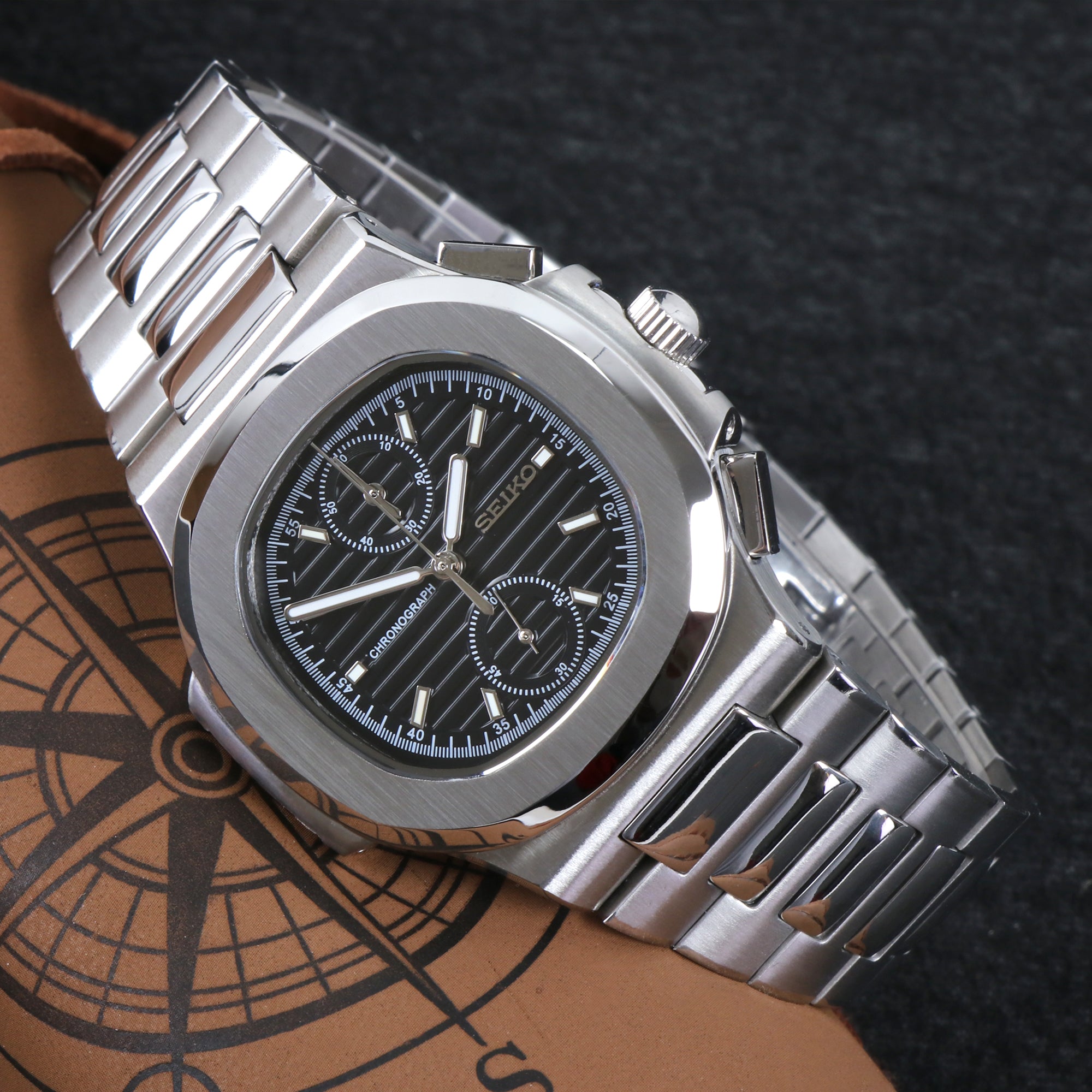 Custom Vintage Black Seiko meca-quartz Mod Watch – ZJani Mods